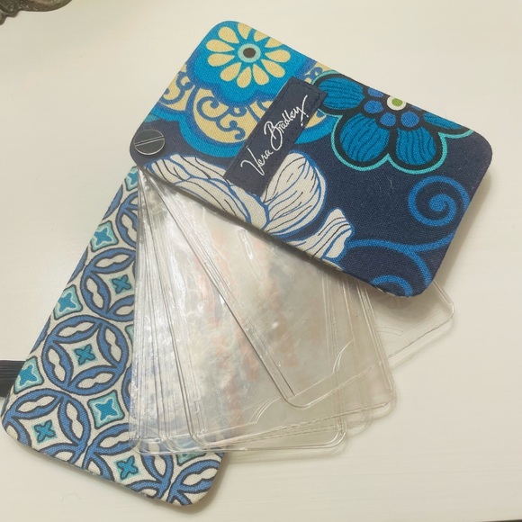 Vera Bradley Photo Holder Brag Book ID Credit Cards New No Tags - Picture 2 of 6